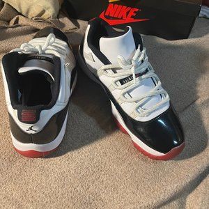 Air Jordan 11 Retro Low "Concord Bred" Size 12